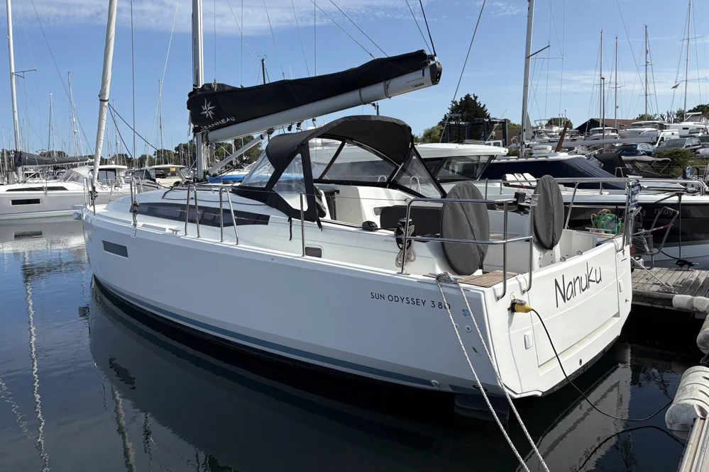BoatPhoto.alt