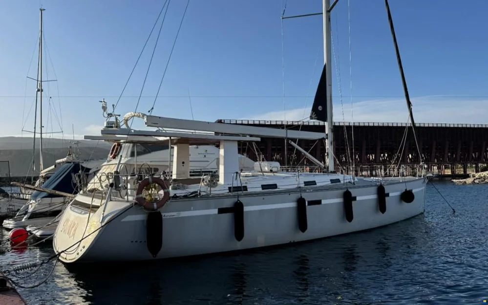 BoatPhoto.coverAlt