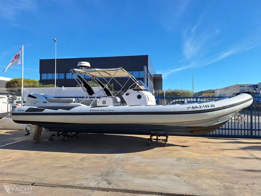 2020 Cayman Yachts 31 SPORT TOURING for sale in Palma, Spain, photo 2 of 5