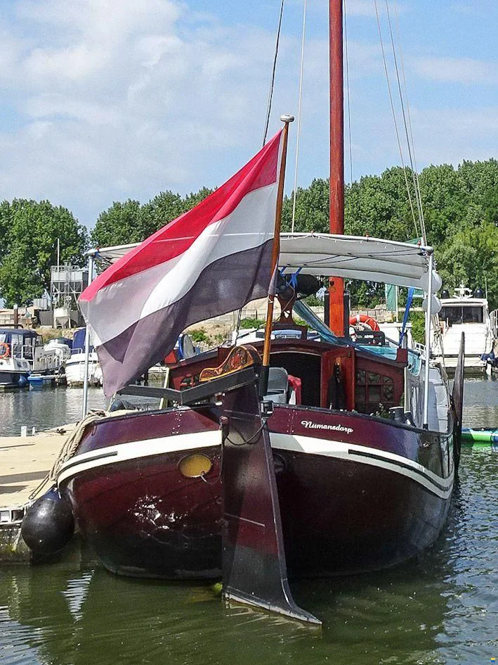 BoatPhoto.alt