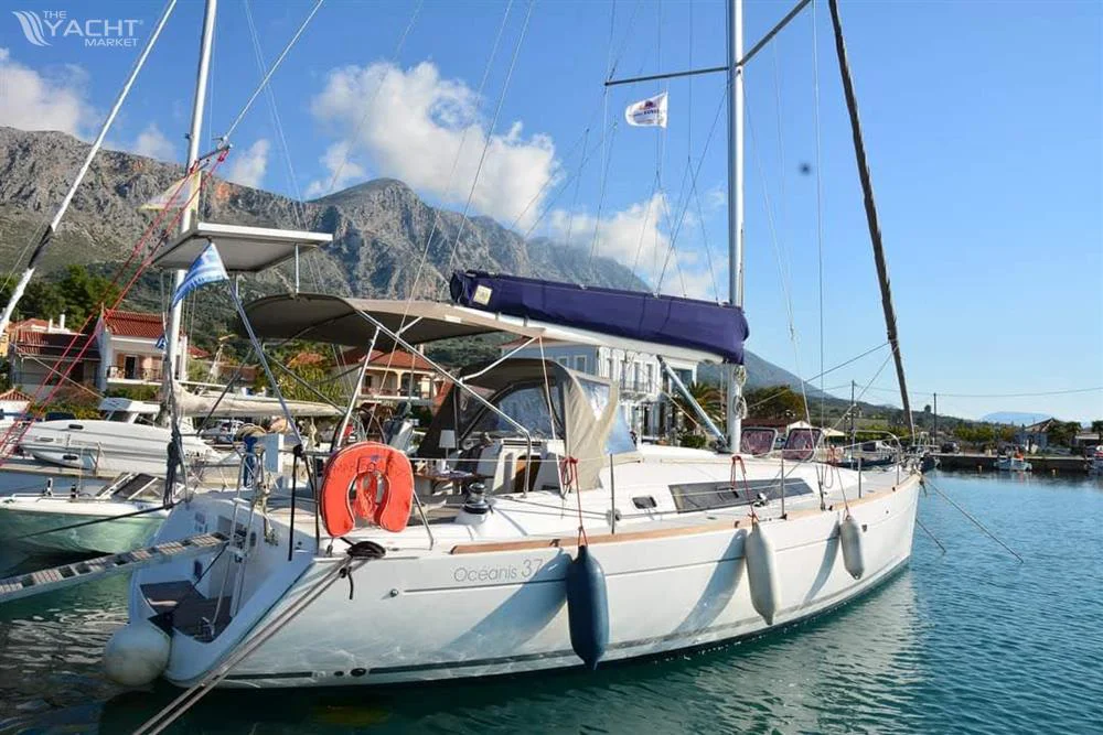BoatPhoto.coverAlt