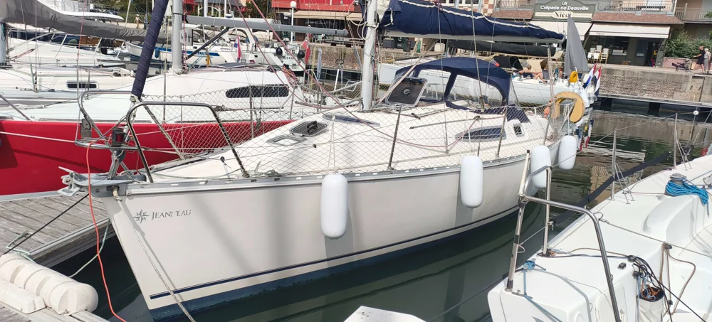 BoatPhoto.coverAlt