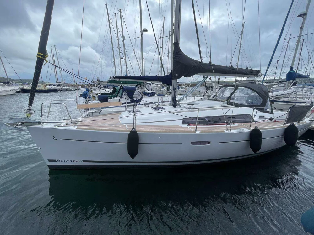 BoatPhoto.coverAlt