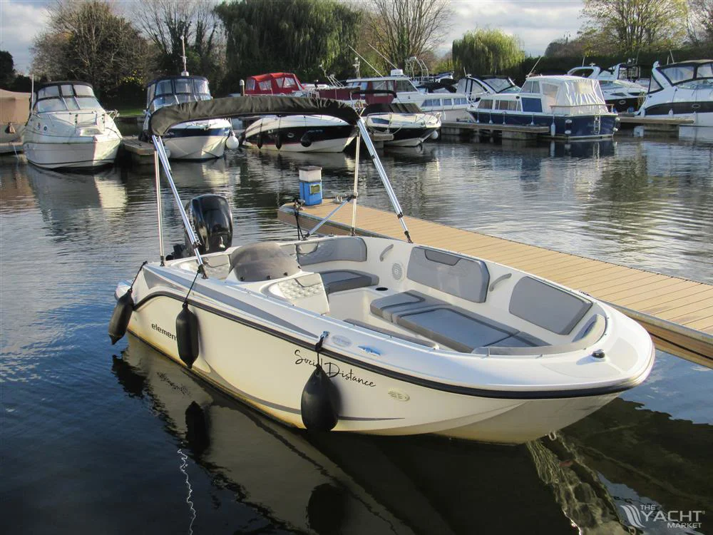 BoatPhoto.coverAlt