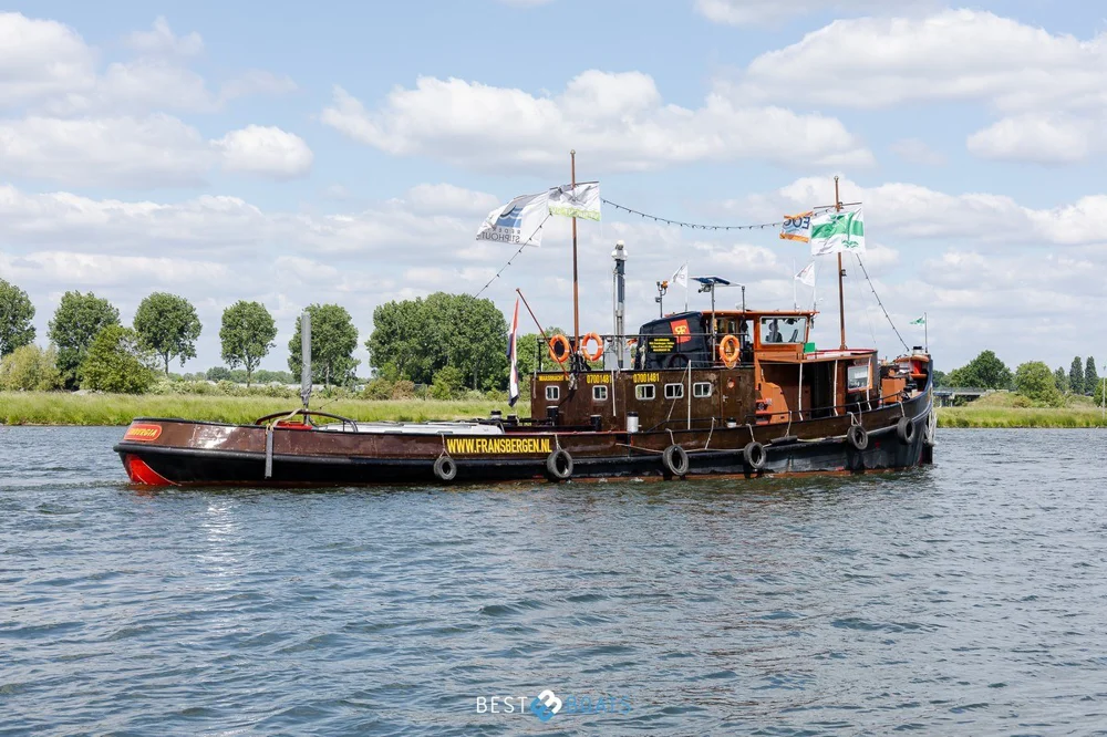 BoatPhoto.alt