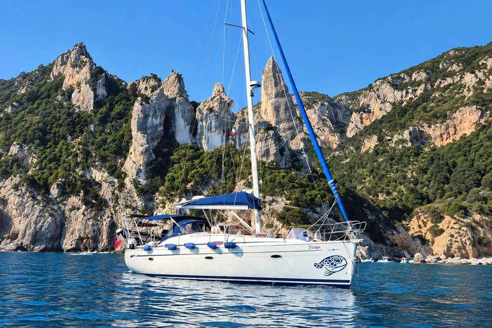 BoatPhoto.coverAlt