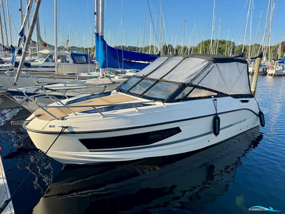 BoatPhoto.coverAlt
