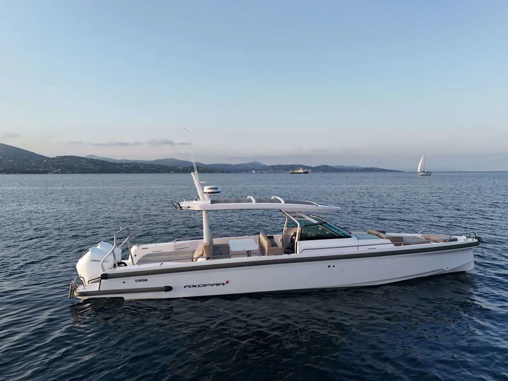 BoatPhoto.coverAlt