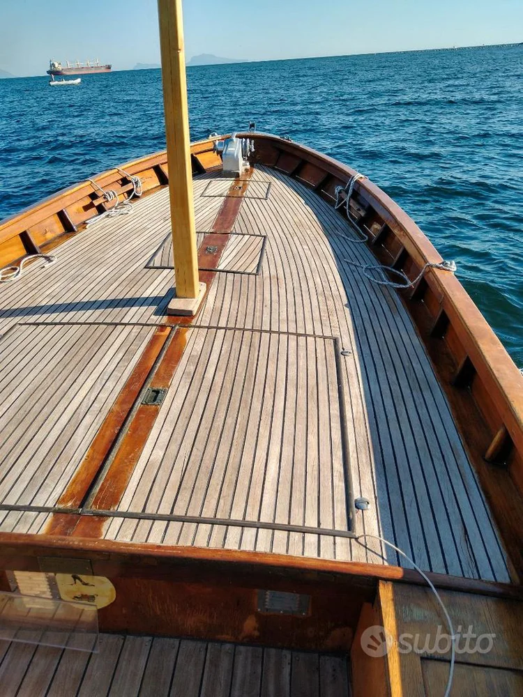 BoatPhoto.alt