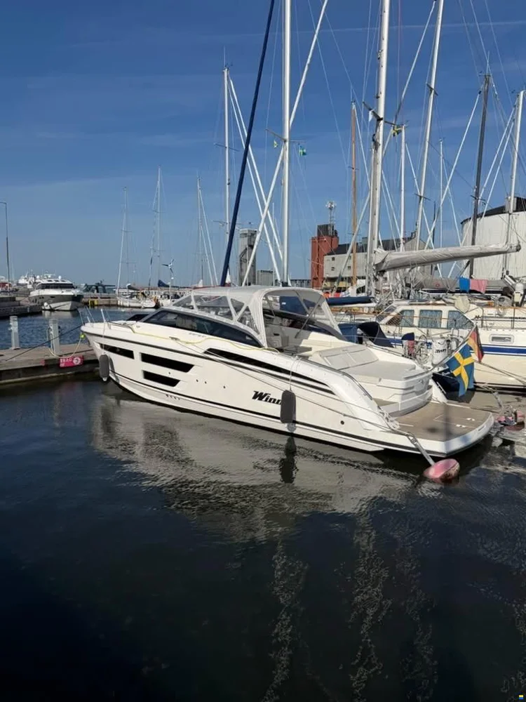 BoatPhoto.alt