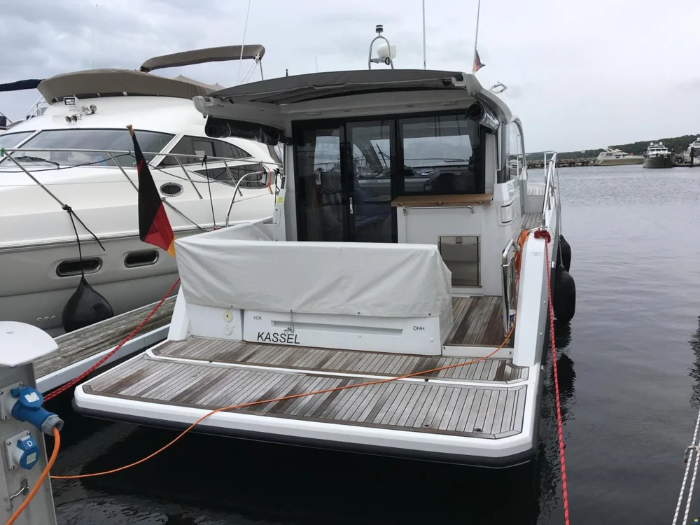 BoatPhoto.alt