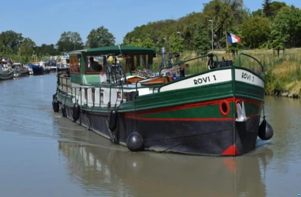 BoatPhoto.alt