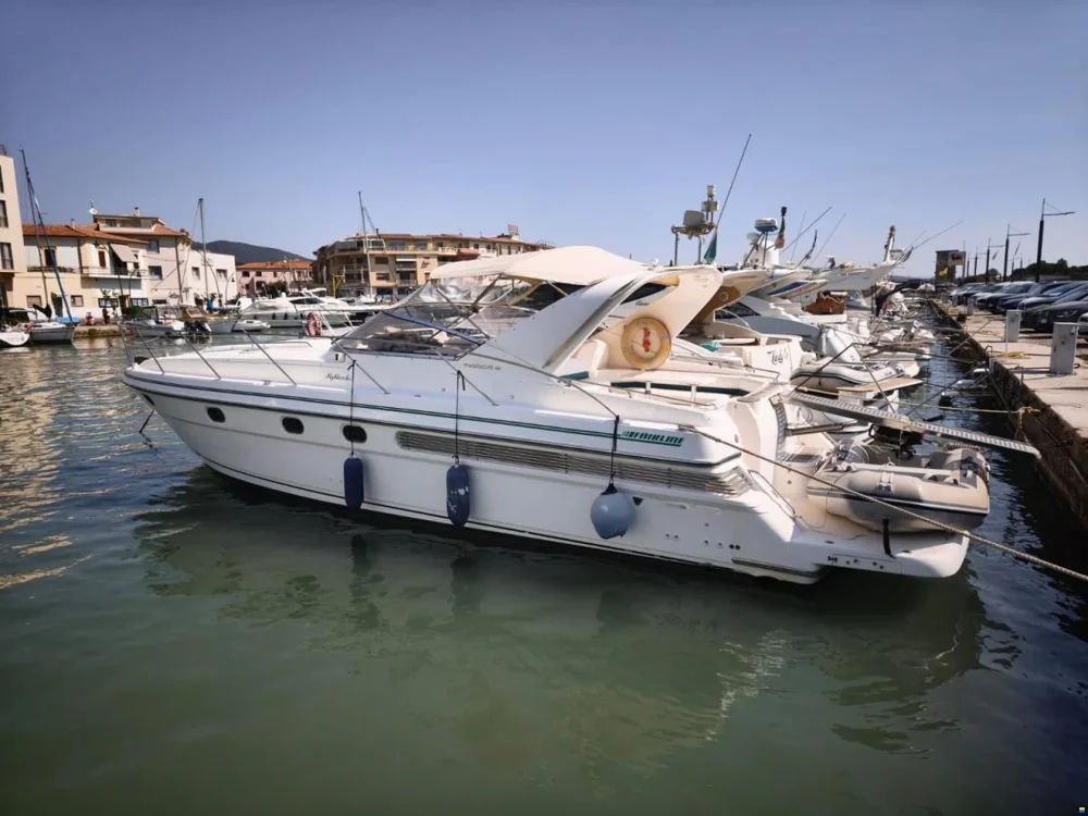 BoatPhoto.coverAlt