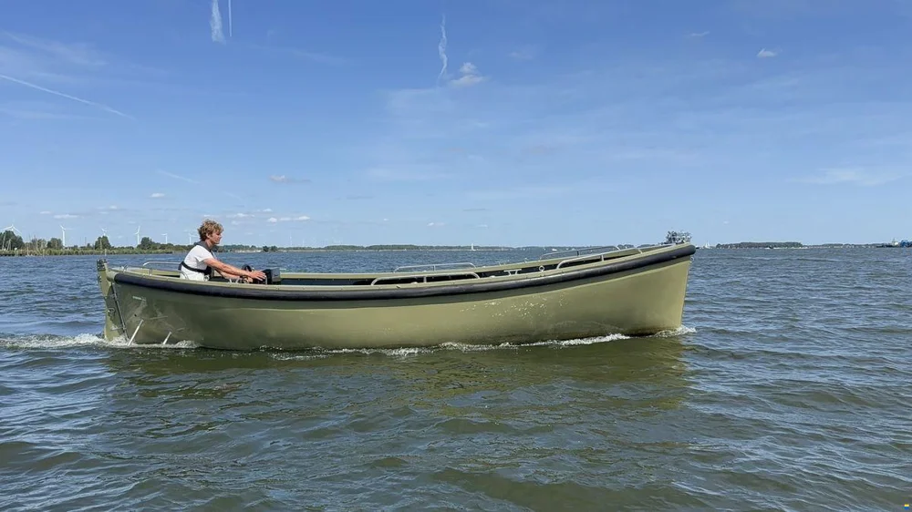 BoatPhoto.coverAlt