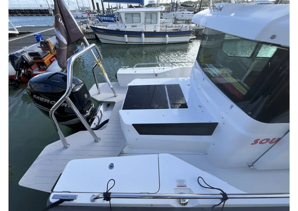 2018 Axopar Boats OY 28 Aft Cabin for sale in Bembridge, United Kingdom, photo 2 of 5