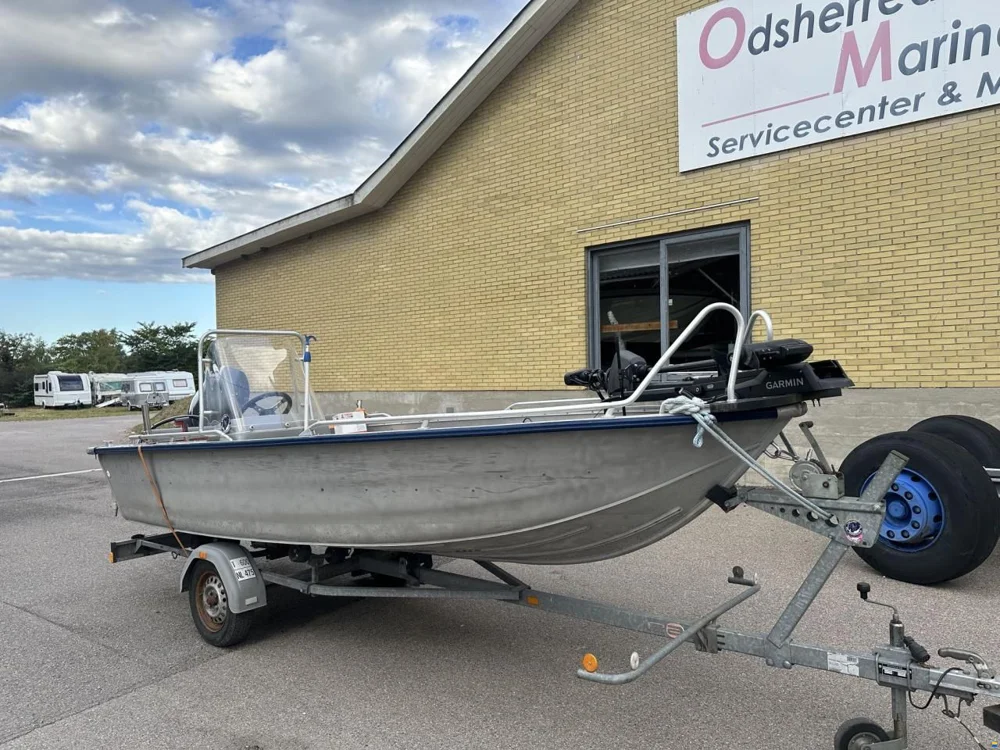 BoatPhoto.coverAlt