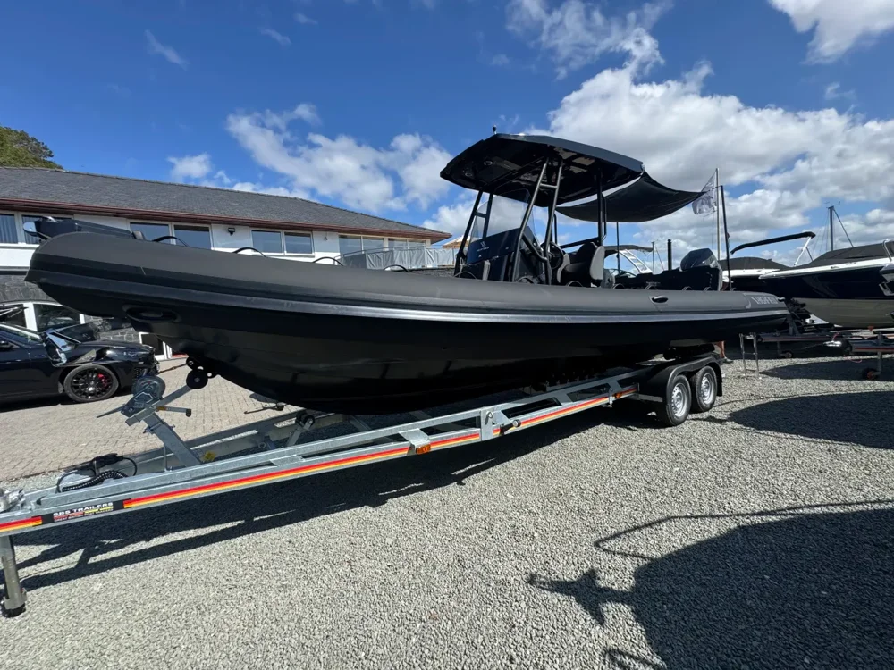 BoatPhoto.coverAlt