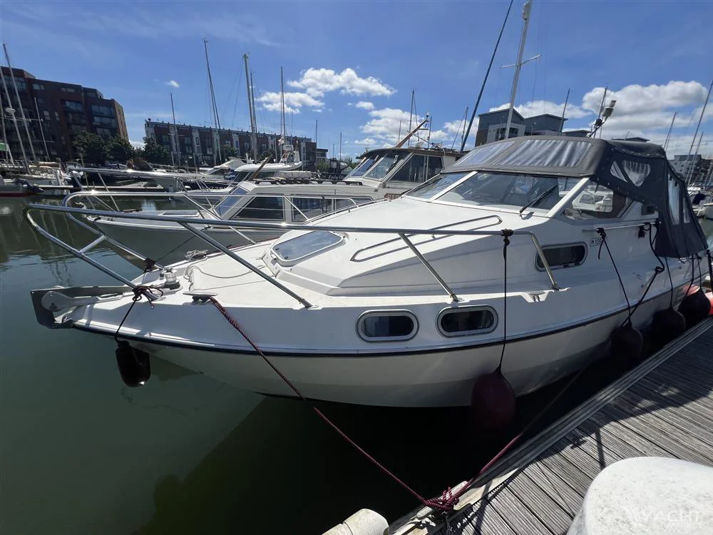 BoatPhoto.coverAlt