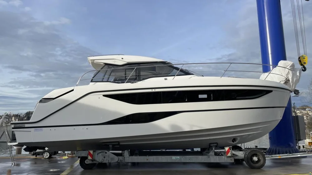 BoatPhoto.coverAlt
