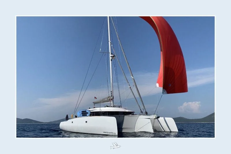 BoatPhoto.coverAlt