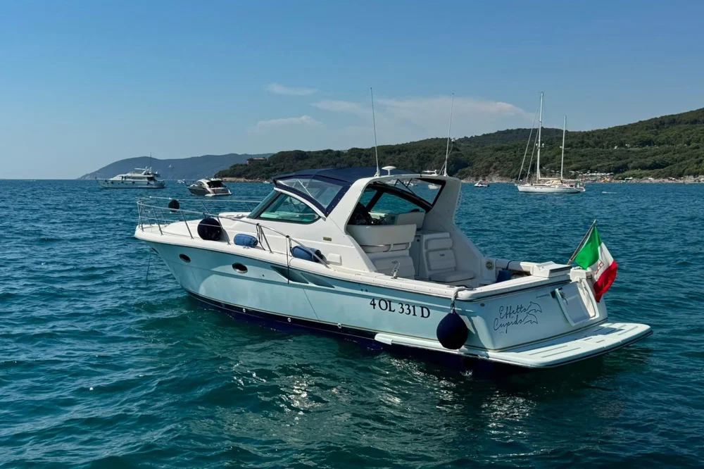 BoatPhoto.alt