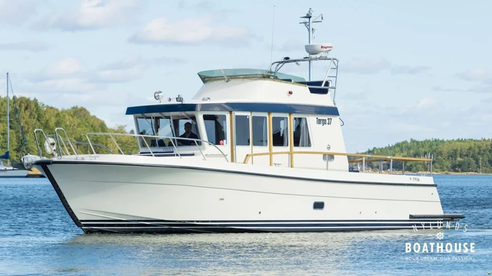 BoatPhoto.coverAlt