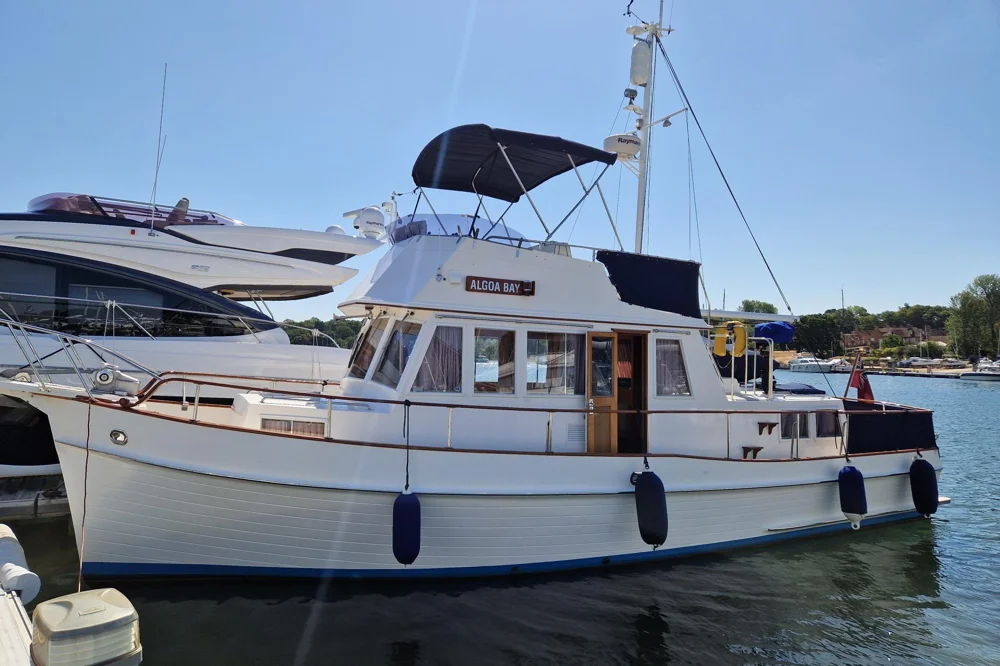 BoatPhoto.coverAlt