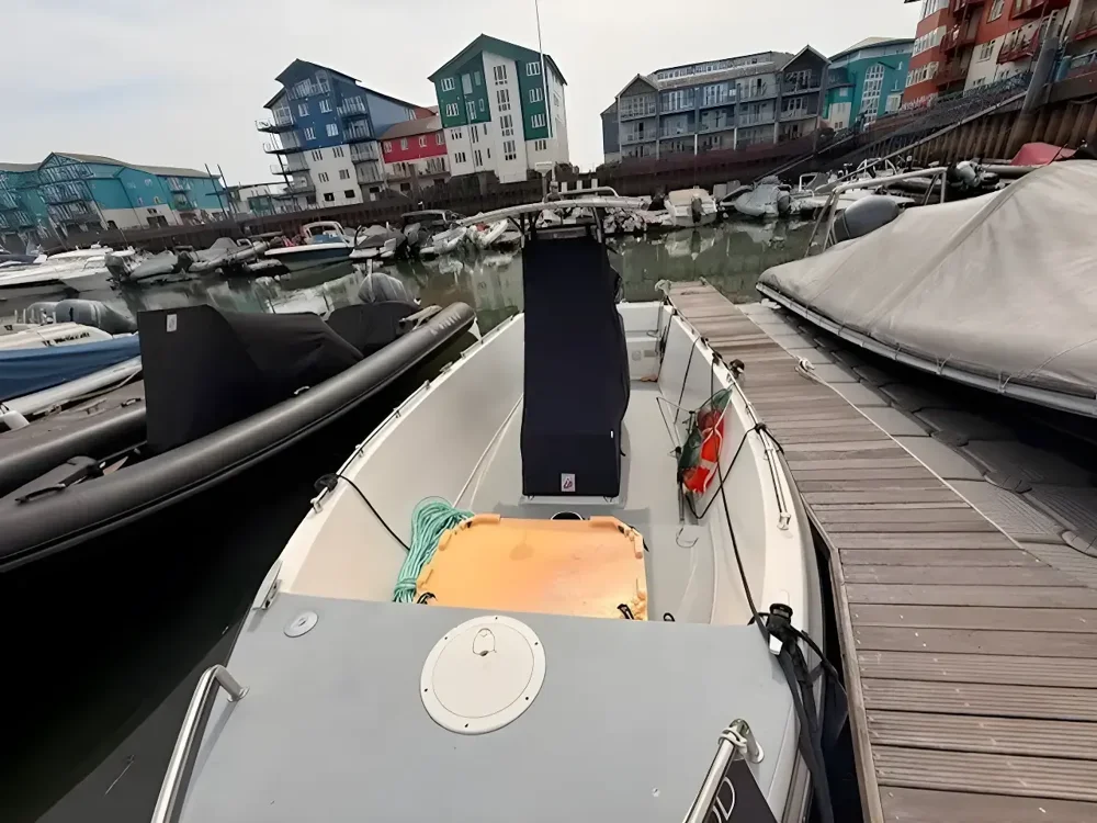 BoatPhoto.alt
