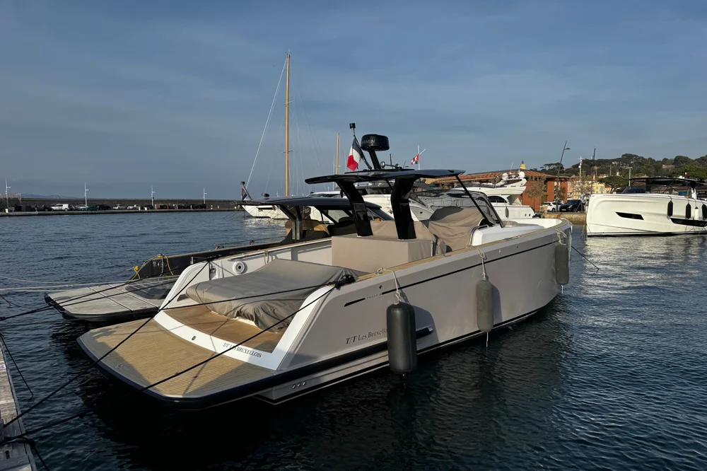2022 Pardo Yachts P38 for sale in Grimaud, France, photo 2 of 5