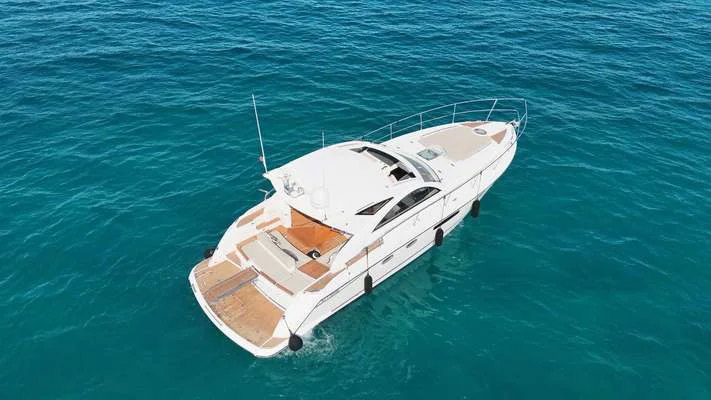 BoatPhoto.alt
