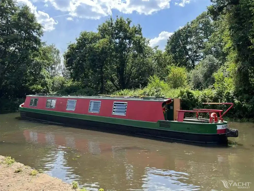 BoatPhoto.alt