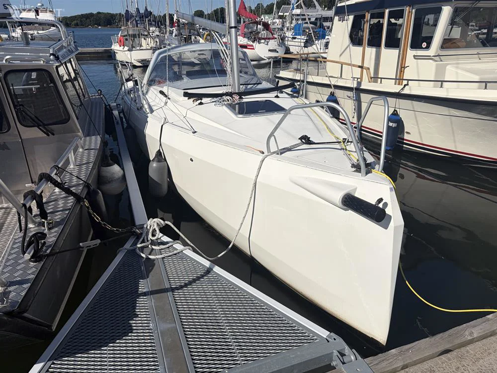 BoatPhoto.alt